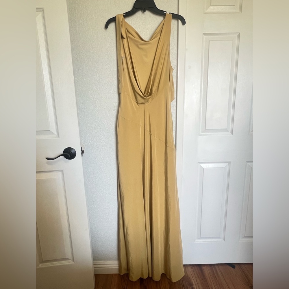 Jewel by Badgley Mischka Harper Boat Neck Draped Gown NWOT - Picture 8 of 14